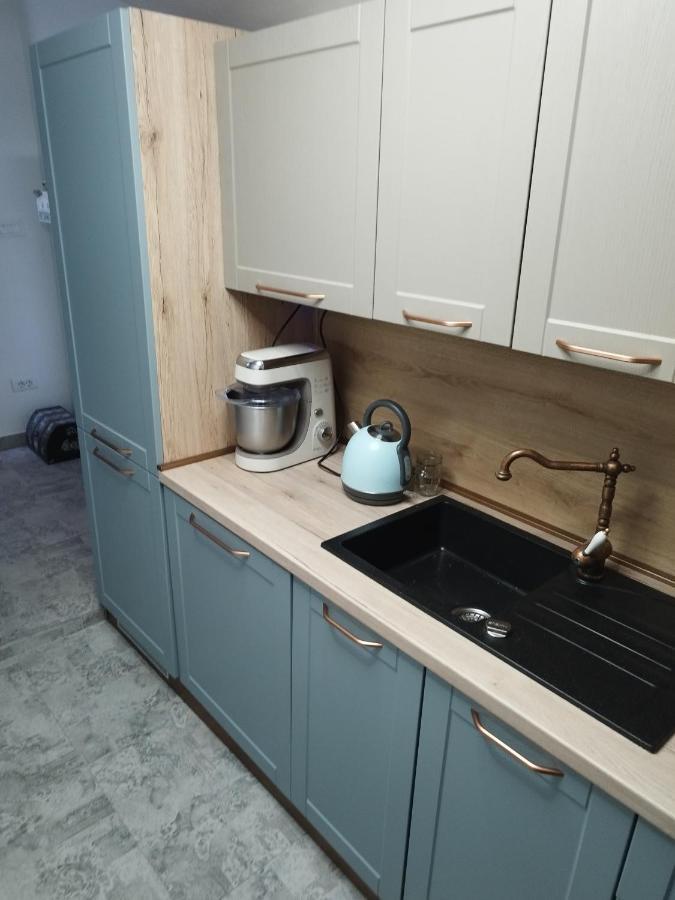 Apartment Antica With Yard & Bbq Split Exteriör bild
